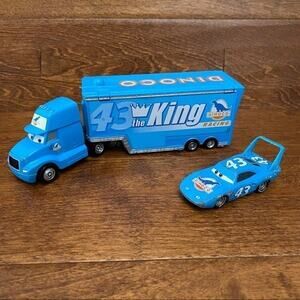 DISNEY PIXAR Cars Vintage The King 43 DINOCO Hauler Truck Diecast Car Set